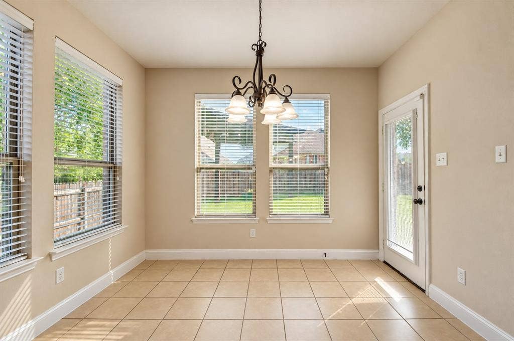 3814 Hyde Park Drive, Midlothian, TX 76065