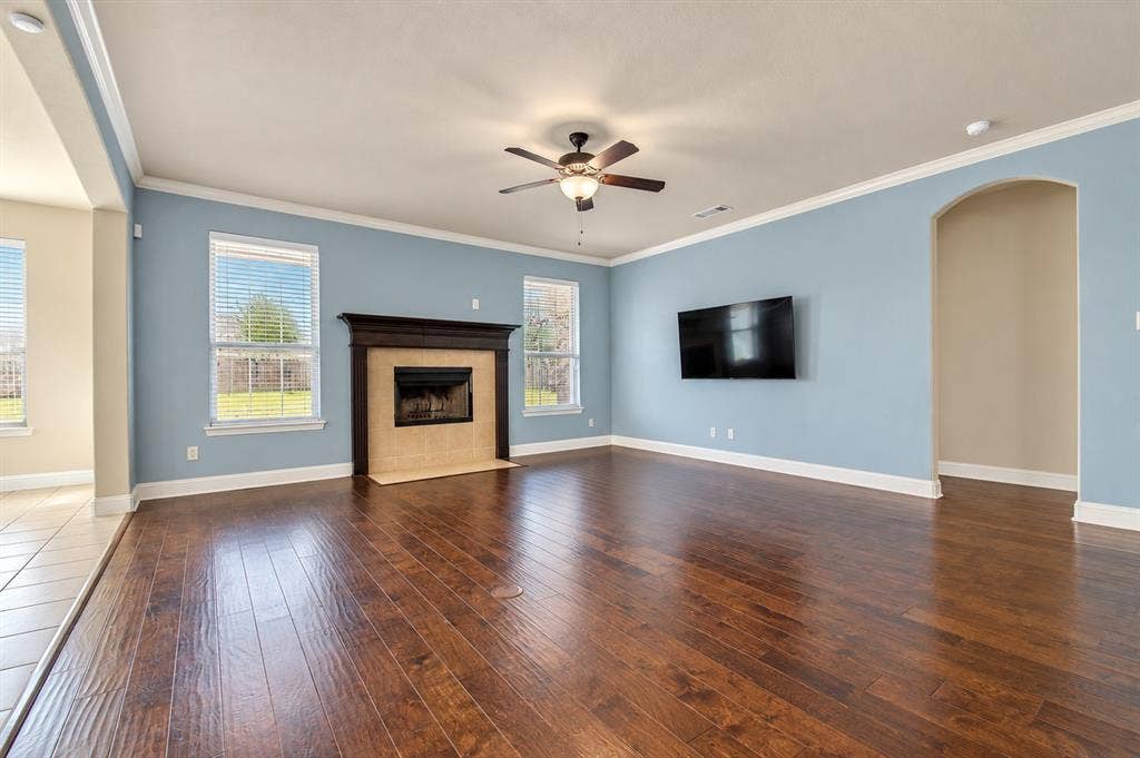 3814 Hyde Park Drive, Midlothian, TX 76065