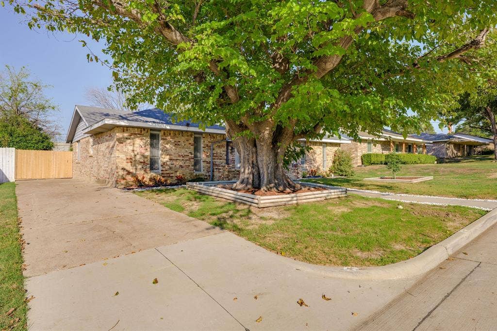 1205 Denmark Street, Grand Prairie, TX 75050 1205 Denmark Street, Grand Prairie, TX 75050
