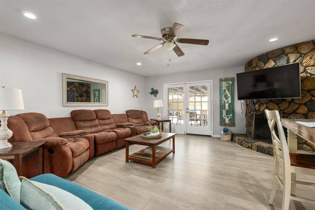 1205 Denmark Street, Grand Prairie, TX 75050 1205 Denmark Street, Grand Prairie, TX 75050