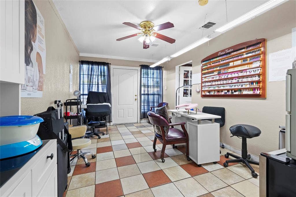 3021 E Lancaster Avenue, Fort Worth, TX 76103