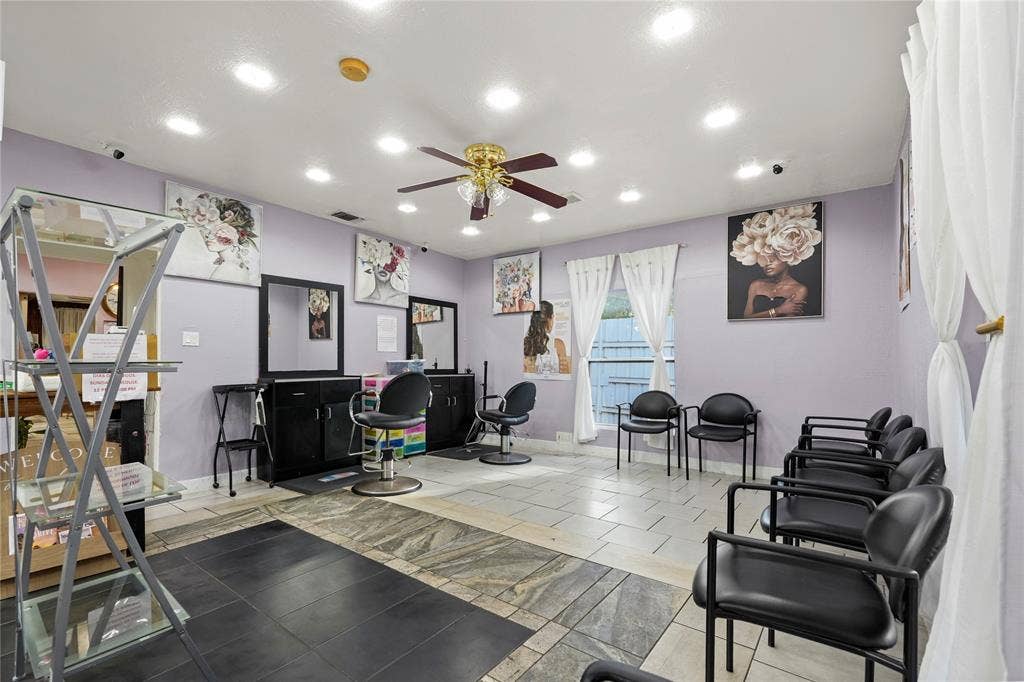 3021 E Lancaster Avenue, Fort Worth, TX 76103