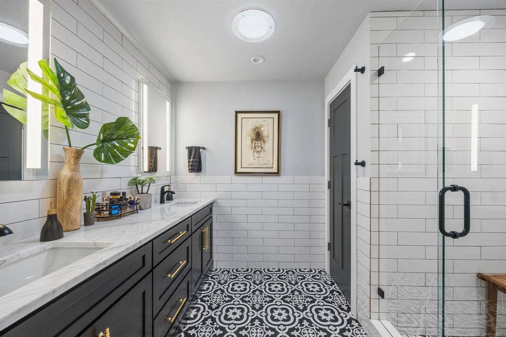 4136 Flintridge Drive, Dallas, TX 75244 4136 Flintridge Drive, Dallas, TX 75244