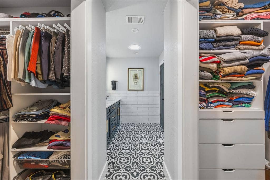 4136 Flintridge Drive, Dallas, TX 75244 4136 Flintridge Drive, Dallas, TX 75244