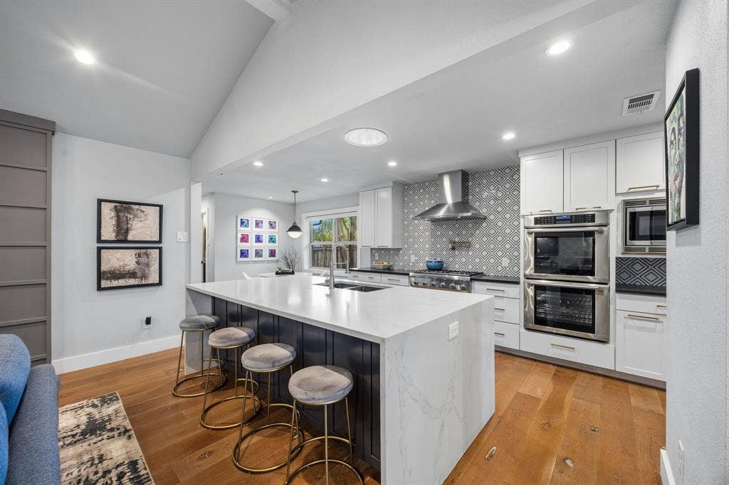 4136 Flintridge Drive, Dallas, TX 75244 4136 Flintridge Drive, Dallas, TX 75244