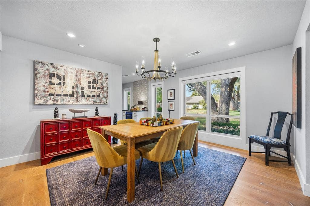 4136 Flintridge Drive, Dallas, TX 75244 4136 Flintridge Drive, Dallas, TX 75244
