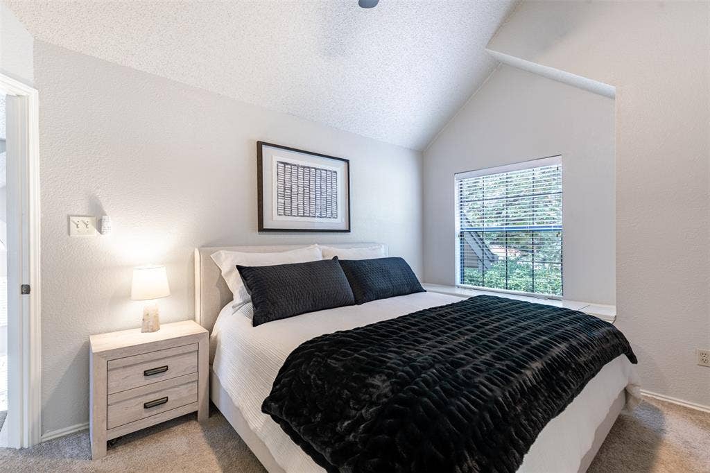 422 Santa Fe Trail, #11, Irving, TX 75063 422 Santa Fe Trail, #11, Irving, TX 75063