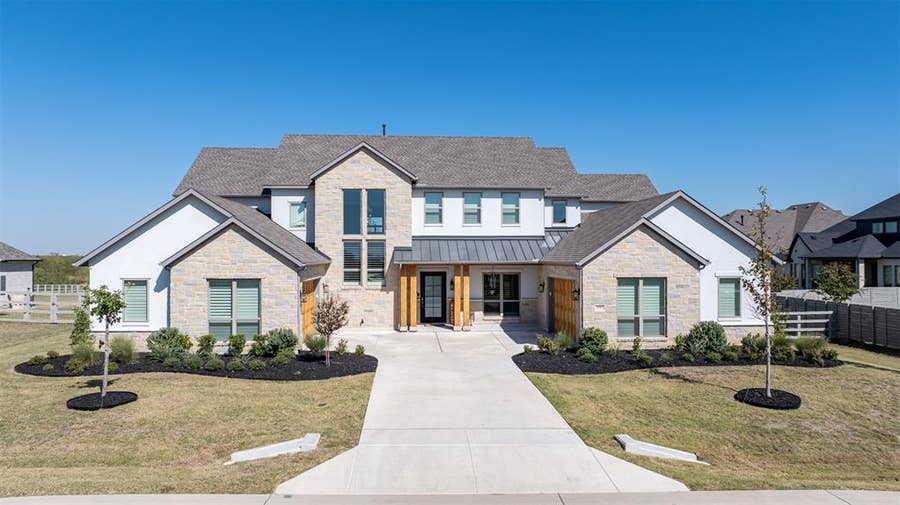 Property photo for 2504 Cayenne Drive, Argyle, TX