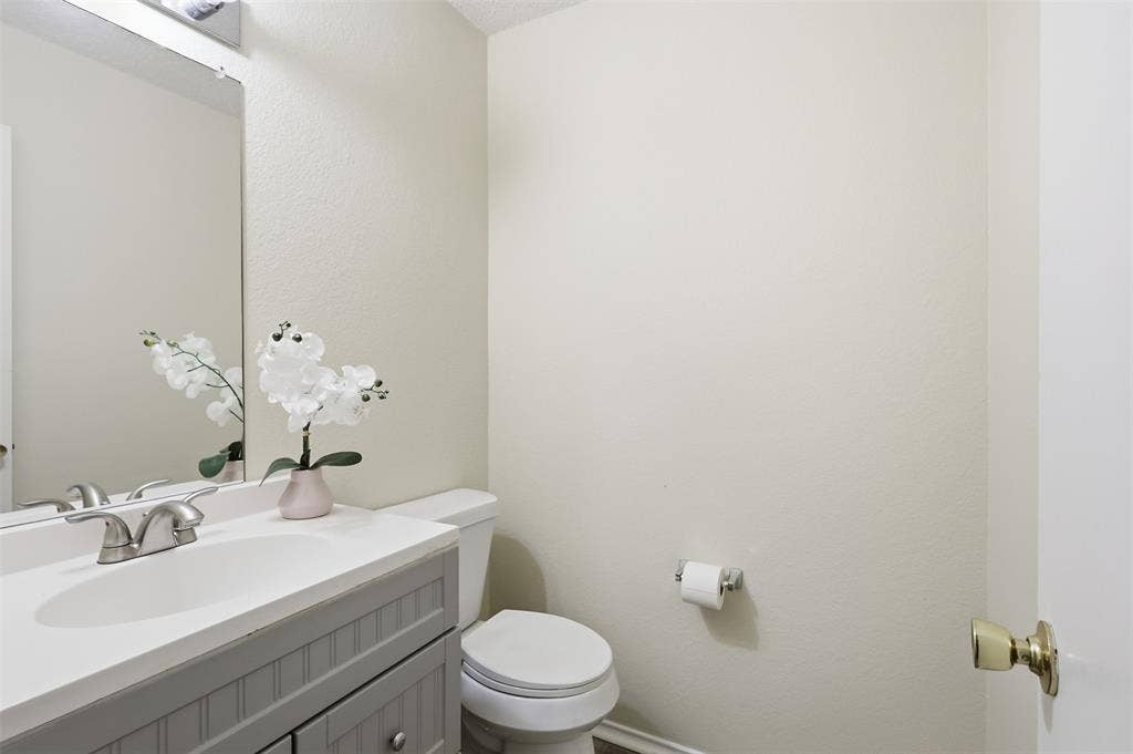 5312 Emmeryville Lane, Fort Worth, TX 76244