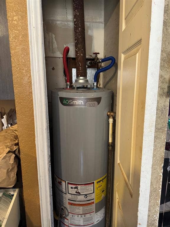 544 Pleasant Meadows Lane, Dallas, TX 75217 A.O. Smith 100-gallon water heater