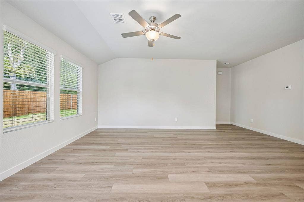2509 Grand Canyon Street, Anna, TX 75409 Photo is not of the actual home, but is an inspirational photo of builder’s model home and may depict options, furnishings, and/or decorator features that are not included.
