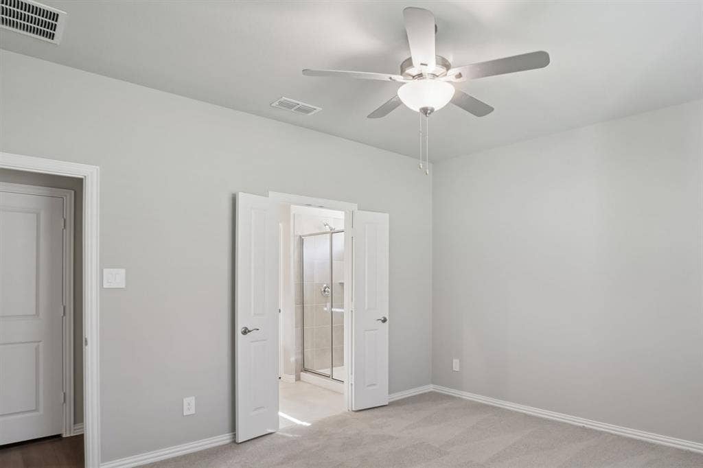 209 Decoursey Drive, Princeton, TX 75071 Photo is not of the actual home, but is an inspirational photo of builder’s model home and may depict options, furnishings, and/or decorator features that are not included.