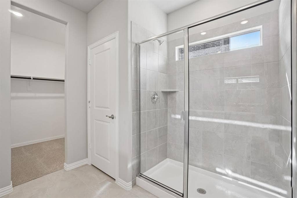 209 Decoursey Drive, Princeton, TX 75071 Photo is not of the actual home, but is an inspirational photo of builder’s model home and may depict options, furnishings, and/or decorator features that are not included.