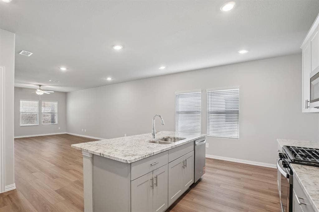 209 Decoursey Drive, Princeton, TX 75071 Photo is not of the actual home, but is an inspirational photo of builder’s model home and may depict options, furnishings, and/or decorator features that are not included.