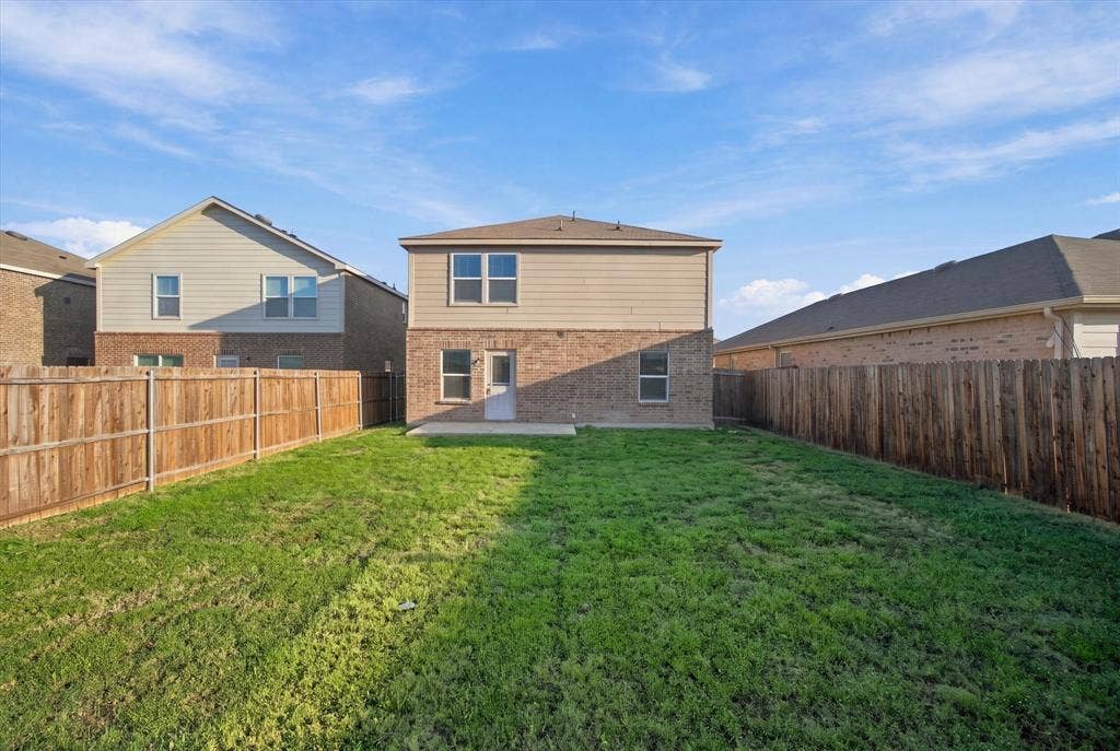 1526 Vega Drive, Forney, TX 75126 1526 Vega Drive, Forney, TX 75126