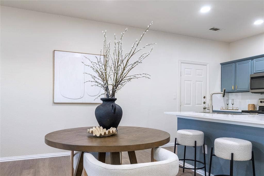 738 Carroll Lane, Lewisville, TX 75067 738 Carroll Lane, Lewisville, TX 75067