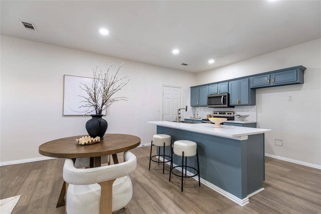 738 Carroll Lane, Lewisville, TX 75067 738 Carroll Lane, Lewisville, TX 75067