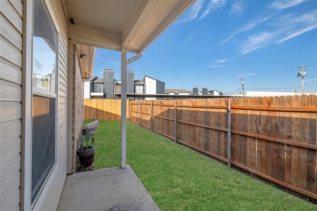 738 Carroll Lane, Lewisville, TX 75067 738 Carroll Lane, Lewisville, TX 75067