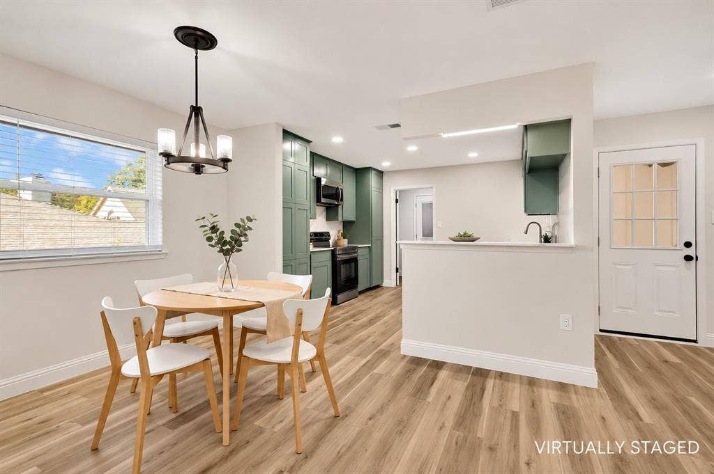 Dining Area Virtually Staged