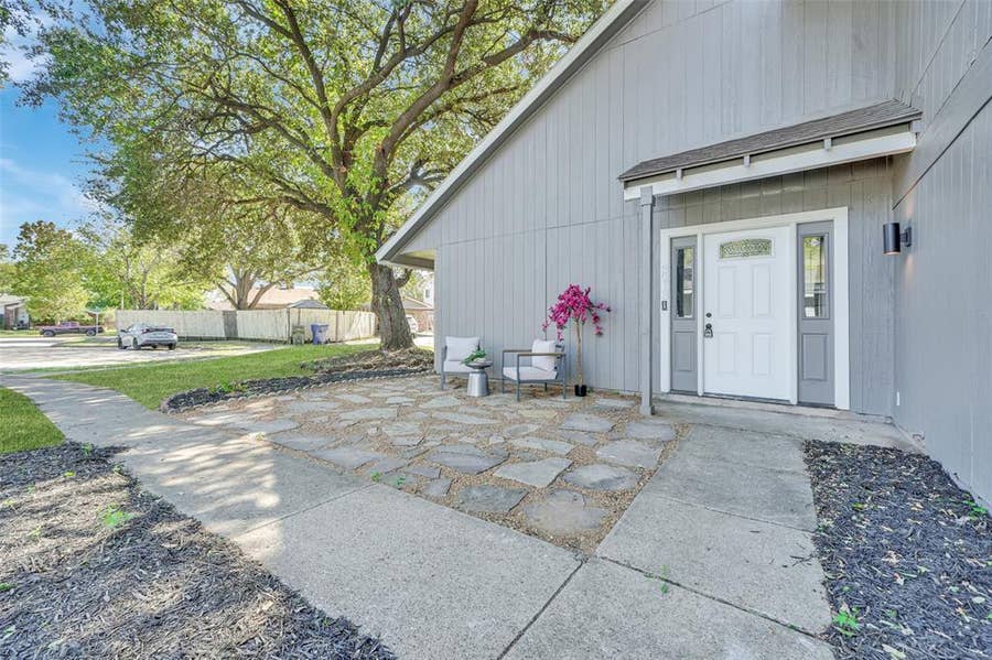 Property photo for 3213 Round Rock Circle, Garland, TX