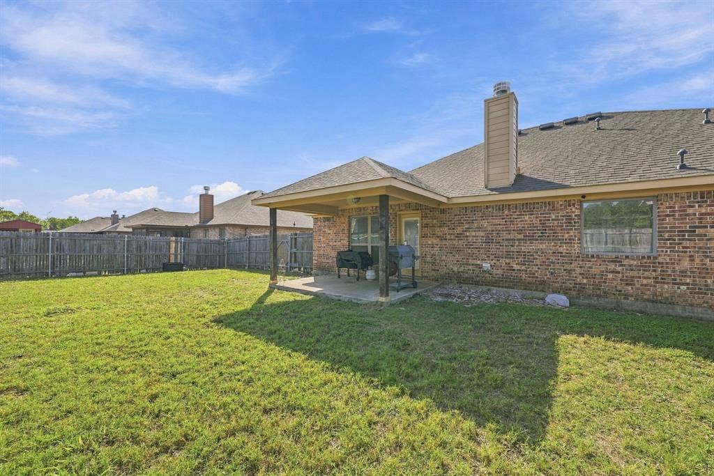 913 Sage Meadow Drive, Glenn Heights, TX 75154 913 Sage Meadow Drive, Glenn Heights, TX 75154