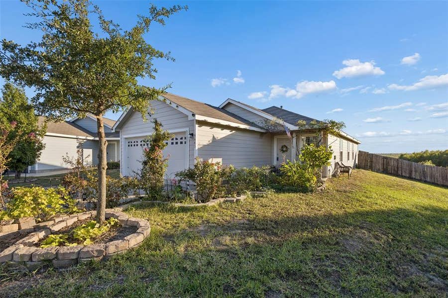 Property photo for 5661 Hepburn Street, Forney, TX
