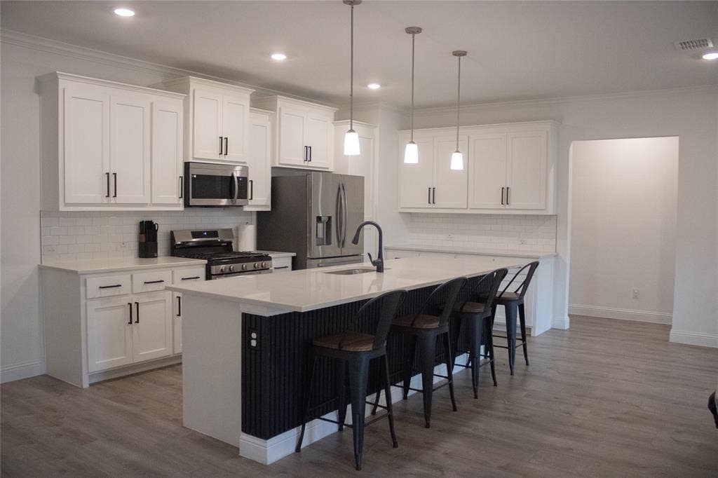 332 Lakeside Drive, Lavon, TX 75166