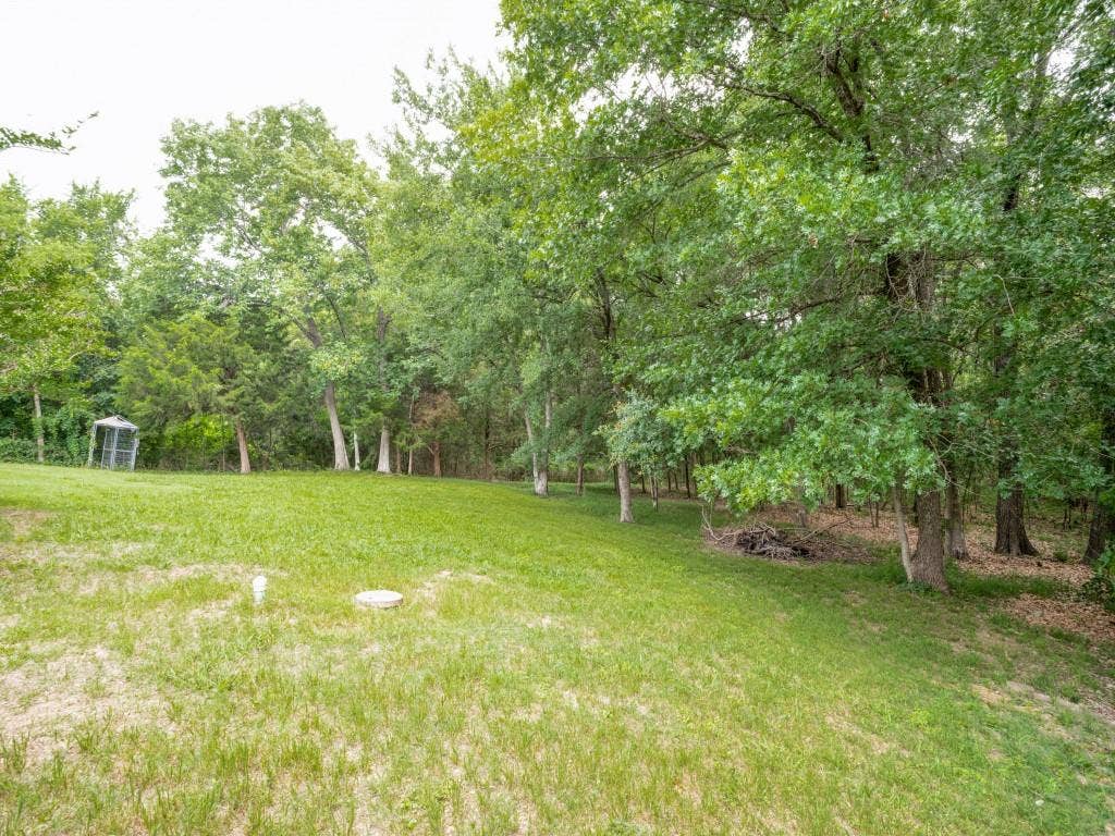 207 River Oaks, Combine, TX 75159 TREES and Open spaces