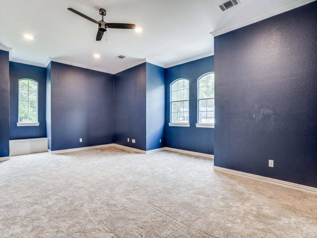 207 River Oaks, Combine, TX 75159 Up stairs game room