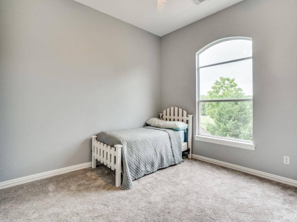 207 River Oaks, Combine, TX 75159 Bed 4