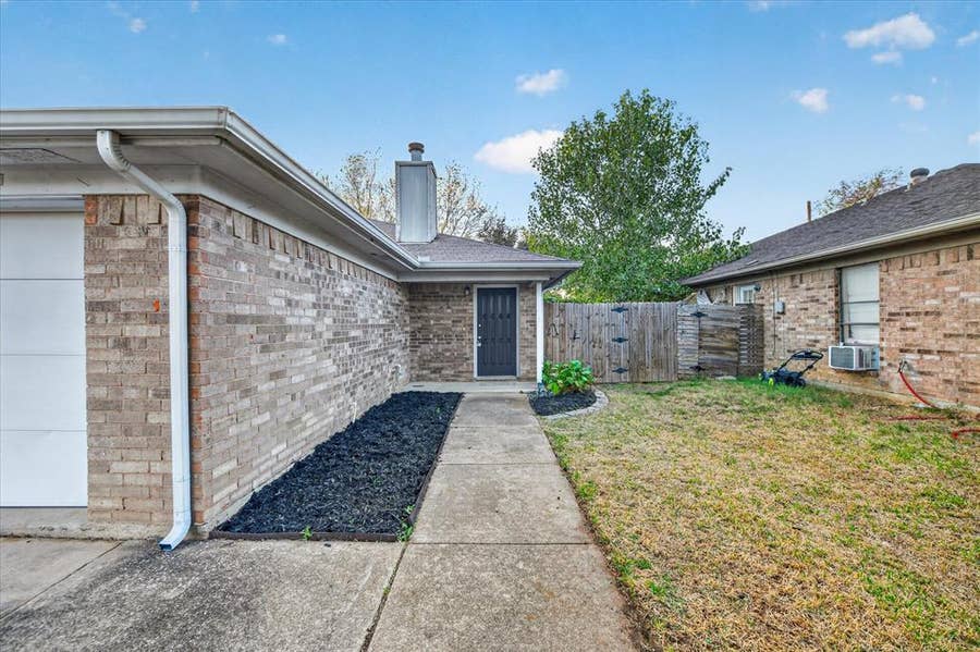 Property photo for 6319 Christy Court, North Richland Hills, TX