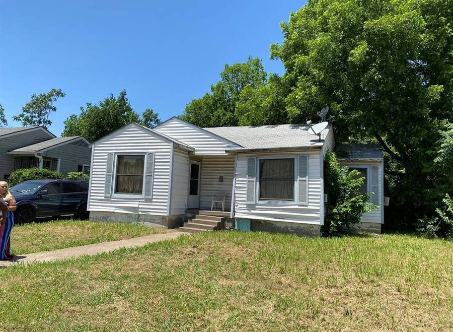 Property photo for 2519 Fordham Road, Dallas, TX