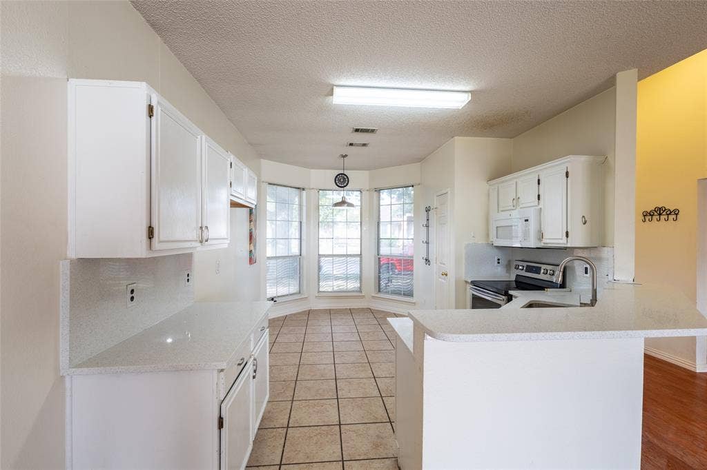 7836 Armor Lane, Frisco, TX 75035 7836 Armor Lane, Frisco, TX 75035