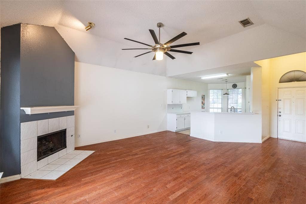 7836 Armor Lane, Frisco, TX 75035 7836 Armor Lane, Frisco, TX 75035
