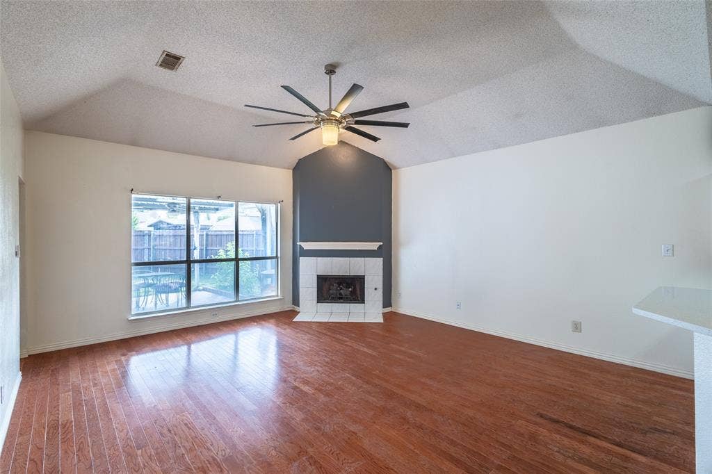 7836 Armor Lane, Frisco, TX 75035 7836 Armor Lane, Frisco, TX 75035