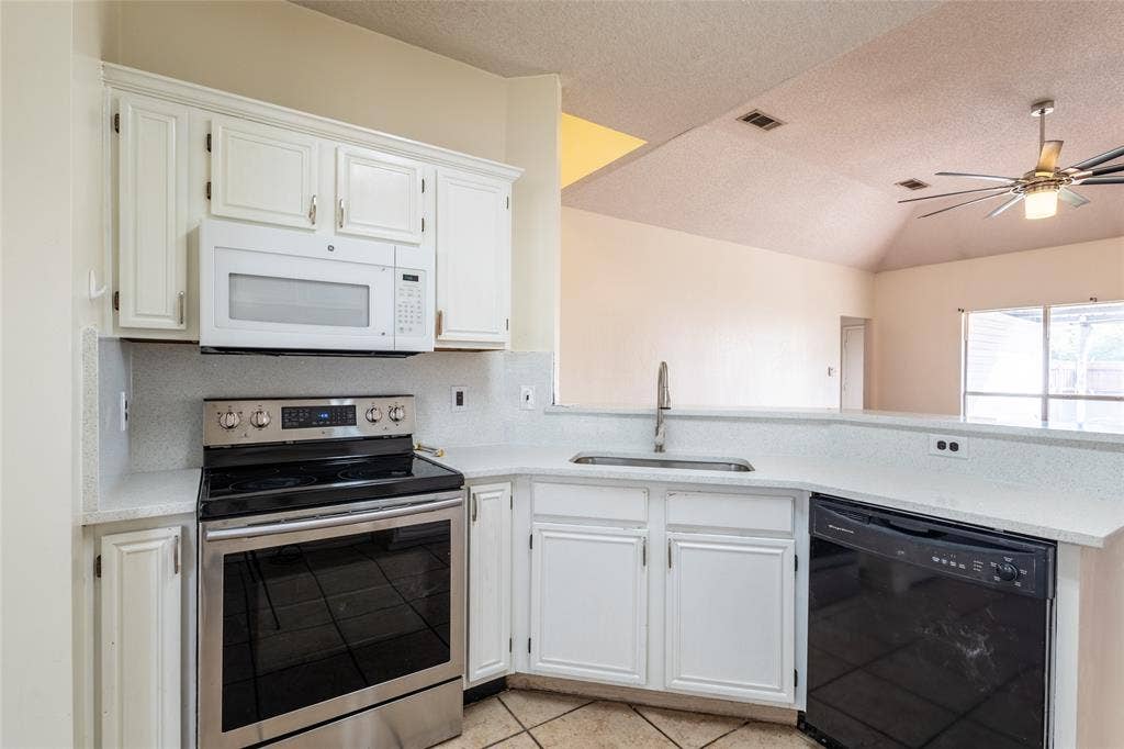 7836 Armor Lane, Frisco, TX 75035 7836 Armor Lane, Frisco, TX 75035