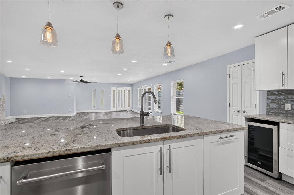 6711 Duffield Court, Dallas, TX 75248 6711 Duffield Court, Dallas, TX 75248
