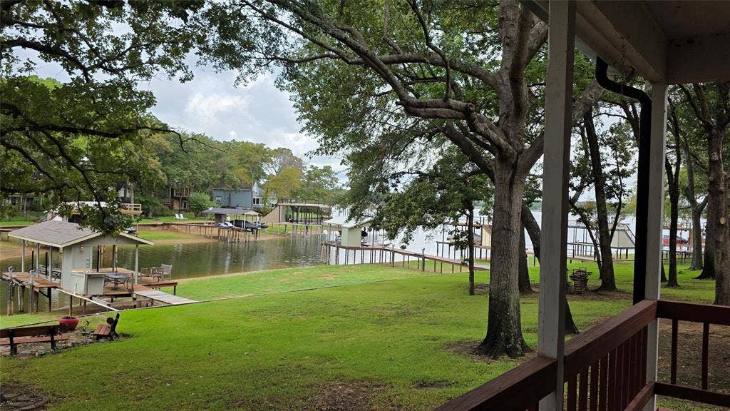 5488 Point LaVista, Malakoff, TX 75148 5488 Point LaVista, Malakoff, TX 75148