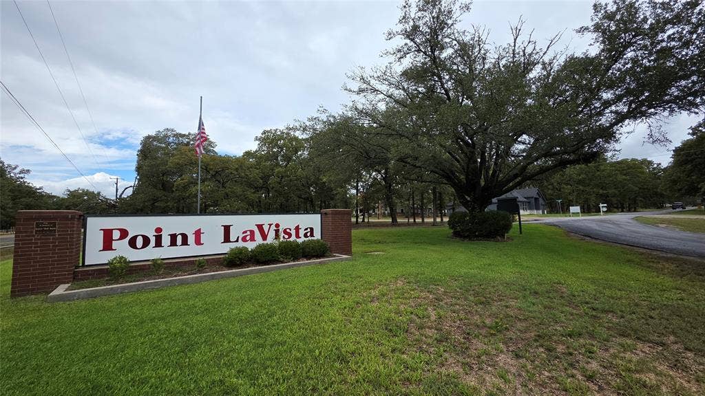 5488 Point LaVista, Malakoff, TX 75148 5488 Point LaVista, Malakoff, TX 75148