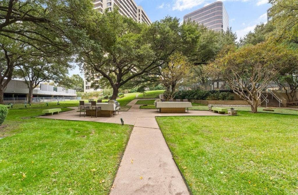 3883 Turtle Creek Boulevard, #907, Dallas, TX 75219 3883 Turtle Creek Boulevard, #907, Dallas, TX 75219