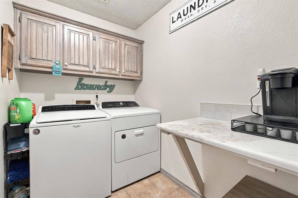 819 Nokomis Circle, Lancaster, TX 75146 819 Nokomis Circle, Lancaster, TX 75146