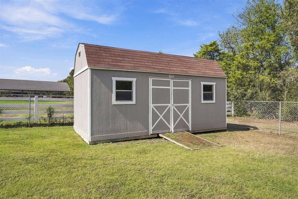 819 Nokomis Circle, Lancaster, TX 75146 819 Nokomis Circle, Lancaster, TX 75146