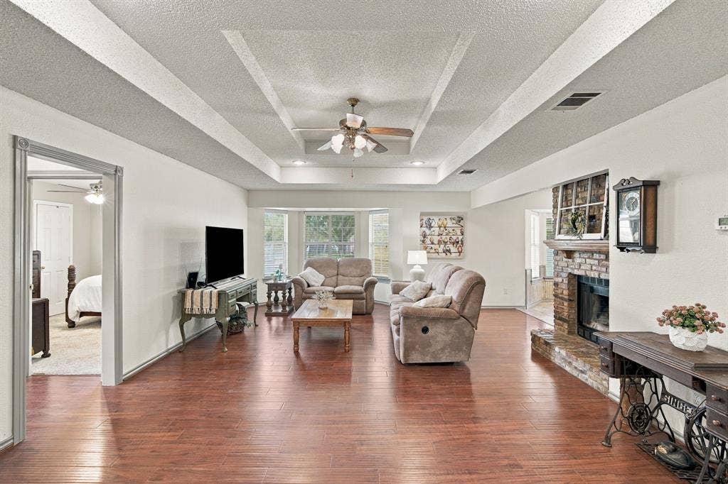 819 Nokomis Circle, Lancaster, TX 75146 819 Nokomis Circle, Lancaster, TX 75146