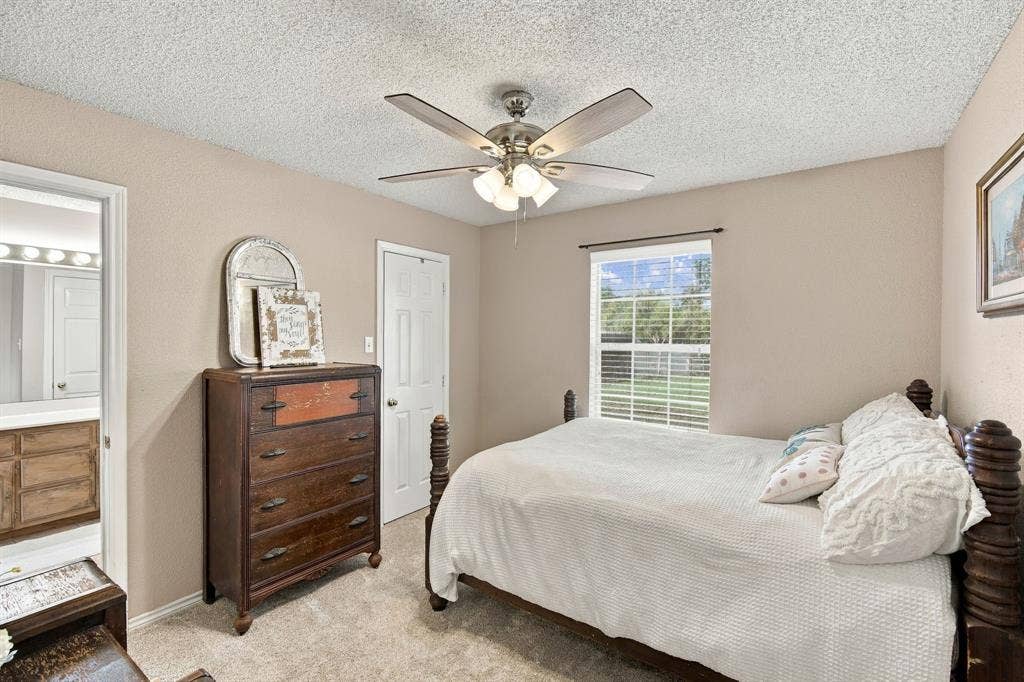 819 Nokomis Circle, Lancaster, TX 75146 819 Nokomis Circle, Lancaster, TX 75146