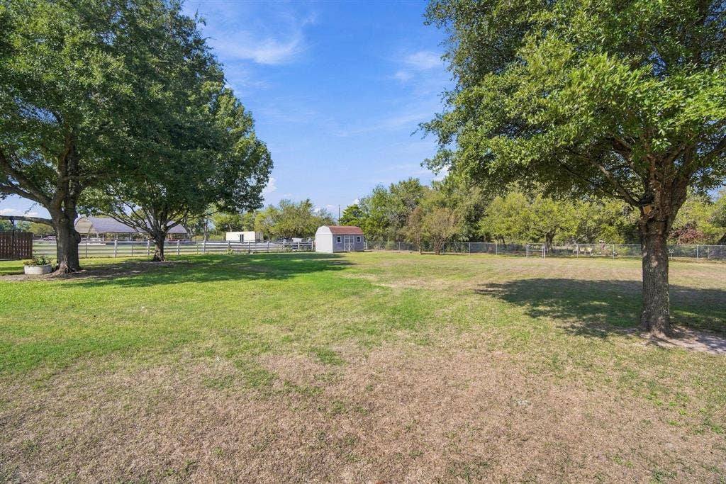 819 Nokomis Circle, Lancaster, TX 75146 819 Nokomis Circle, Lancaster, TX 75146