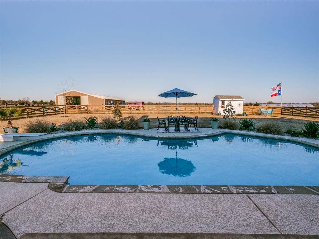 1930 W Fm 550, McLendon Chisholm, TX 75032 1930 W Fm 550, McLendon Chisholm, TX 75032