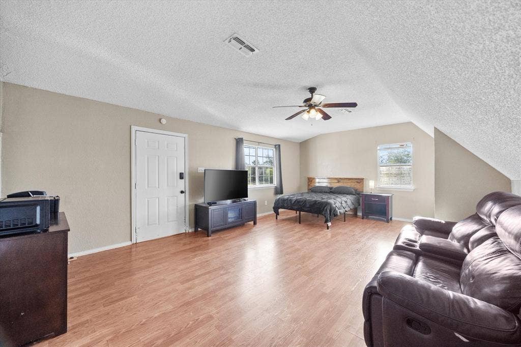 9 Amanda Lane, Rockwall, TX 75032 4th bedroom