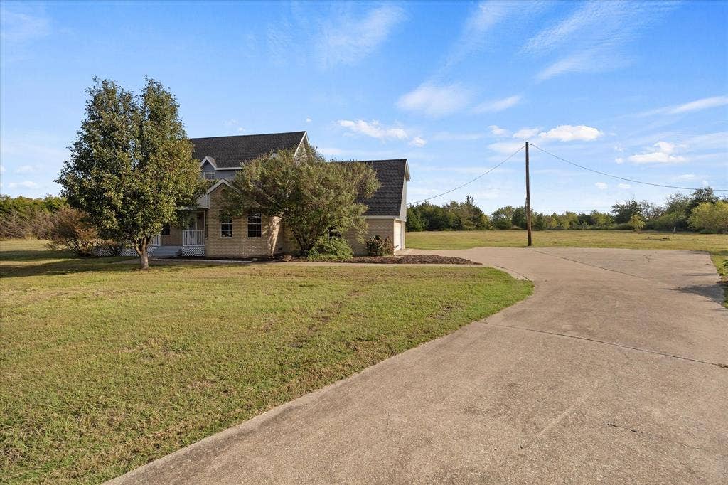 9 Amanda Lane, Rockwall, TX 75032 9 Amanda Lane, Rockwall, TX 75032