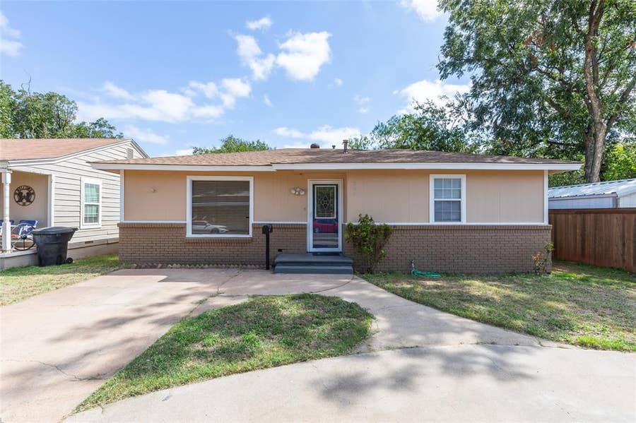 Property photo for 281 Clyde Street, Abilene, TX