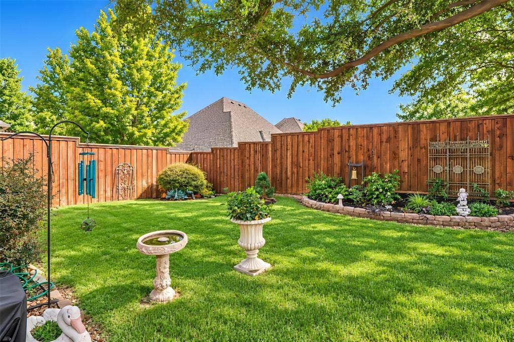 6620 Cedar Grove Drive, North Richland Hills, TX 76182 Beautifully landscaped back yard is very private.